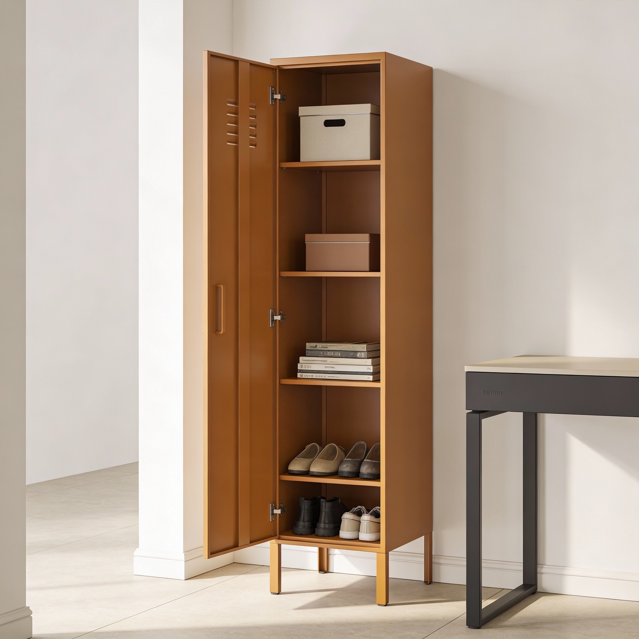 ארונית לוקר מתכת בצבע זהוב | School